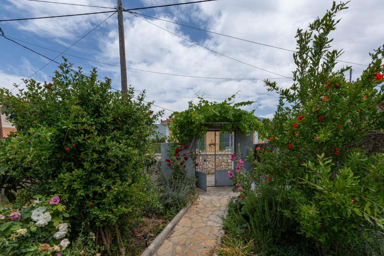 Adonino Residence-The House Of Pomegranates Lakíthra Екстериор снимка